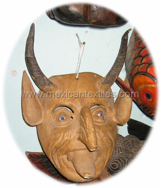 rio_balsas_crafts (42).jpg - Crafts of the Rio Balsas region.